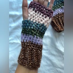 Fingerless Gloves
